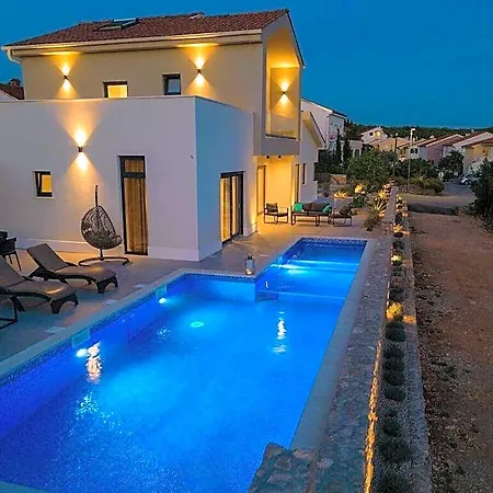 Aurum Comfortable 3*